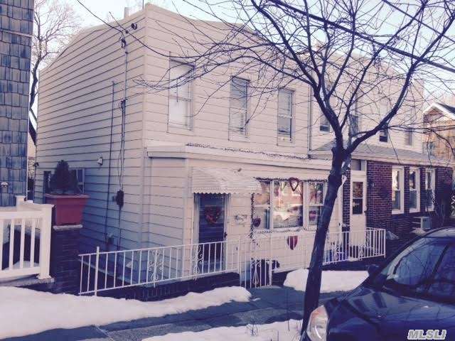 52-54 68 St, Maspeth, NY 11378 photo 1