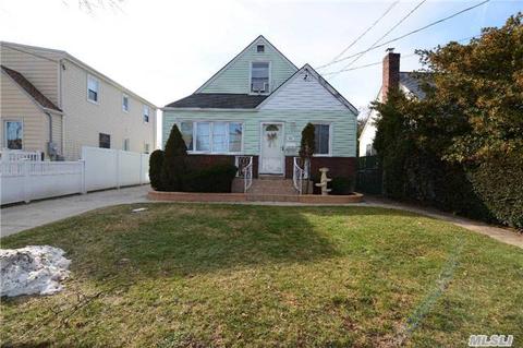 34 Downs Rd, Hempstead, NY 11550 photo 1
