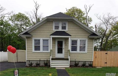 29 Bittermint St, Islip, NY 11751 photo 1