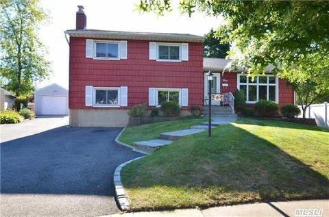 9 Robin Ct, Bethpage, NY 11714 photo 1