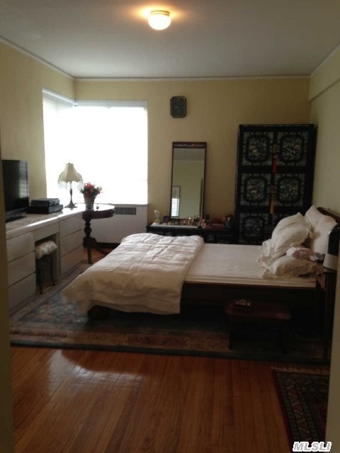 4445 Post Rd #6F, Bronx, NY 10471 photo 1
