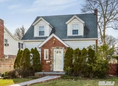 1504 Kenneth Ave, North Baldwin, NY 11510 photo 1