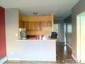 642 E 176 St, Bronx, NY 10457 photo 1
