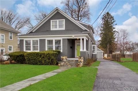 45 Sycamore St, Patchogue, NY 11772 photo 1