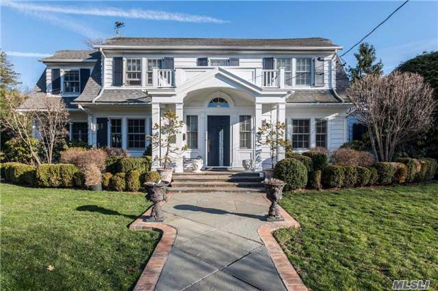 39 Colonial Dr, Manhasset, NY 11030 photo 1