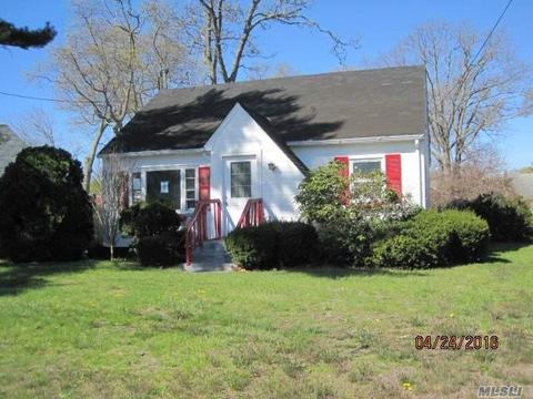 59 S Summit Ave, Patchogue, NY 11772 photo 1