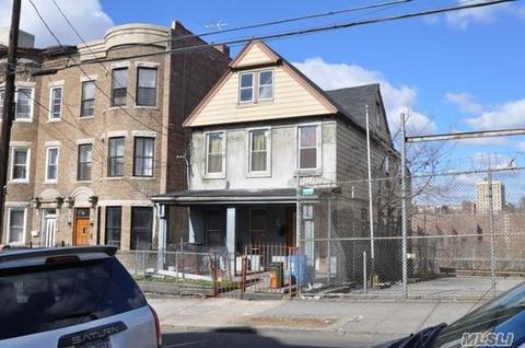 Undisclosed, Bronx, NY 10452 photo 1