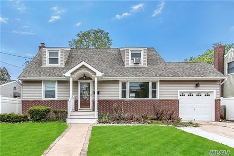 75 Ellen St, Bethpage, NY 11714 photo 1