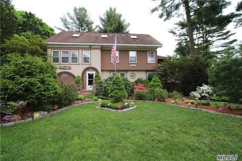 175 Ackerly St, Riverhead, NY 11901 photo 1