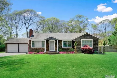 59 Jagger Ln, Westhampton, NY 11977 photo 1