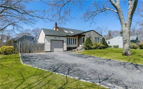 Undisclosed, Patchogue, NY 11772 photo 1