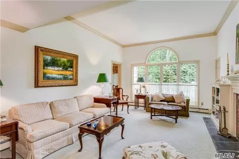 33 Intervale Rd, Setauket, NY 11733 photo 1