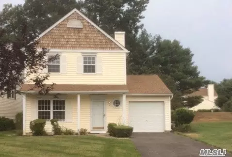 11 Grouse Path, Coram, NY 11727 photo 1