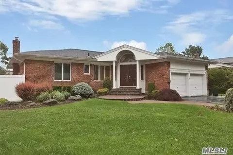 14 Yates Ln, Jericho, NY 11753 photo 1