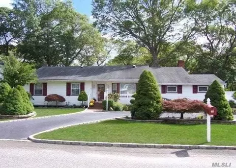 60 Putnam Ave, Patchogue, NY 11772 photo 1