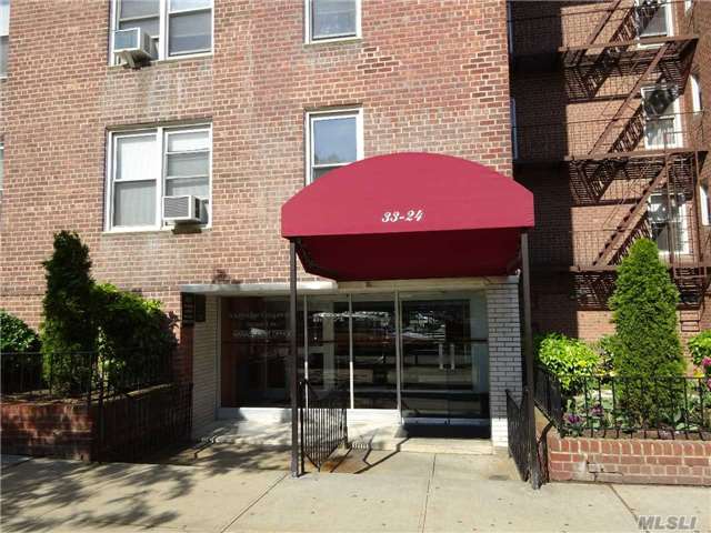 147-39 77 Ave, Flushing, NY 11367 photo 1