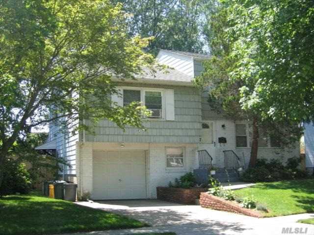 7 Opal Dr, Plainview, NY 11803 photo 1