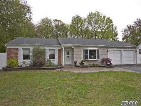 55 South Ave, Smithtown, NY 11787 photo 1