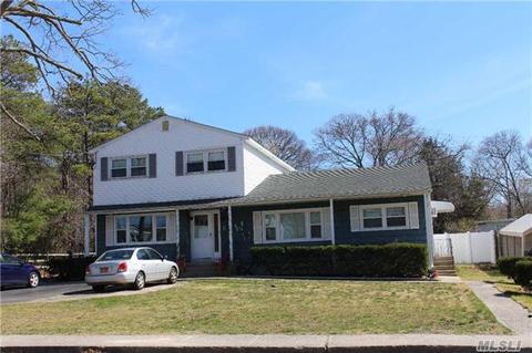 178 Shaber Rd, Patchogue, NY 11772 photo 1