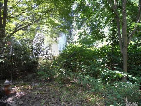 137 Fire Ln, Wading River, NY 11792 photo 1