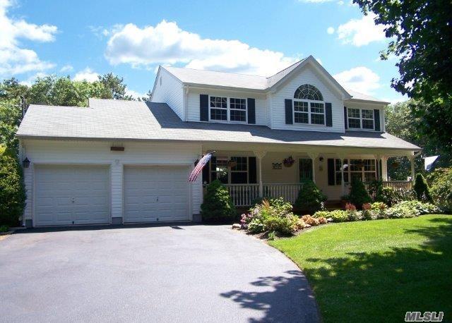 142 Barton Ave, Patchogue, NY 11772 photo 1