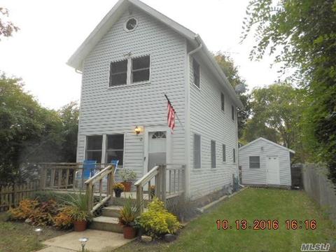 Undisclosed, Patchogue, NY 11772 photo 1