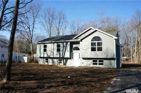 18 Seaford Rd, Mastic Beach, NY 11951 photo 1
