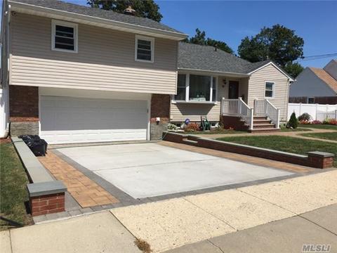 123 Colonial Ave, Freeport, NY 11520 photo 1