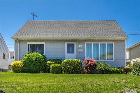 32 Doris Ave, Franklin Square, NY 11010 photo 1