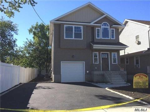 890 Pacific St, Baldwin, NY 11510 photo 1