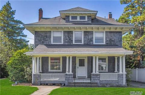 38 Rose Ave, Patchogue, NY 11772 photo 1