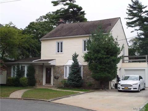 50 Adele Rd, Cedarhurst, NY 11516 photo 1