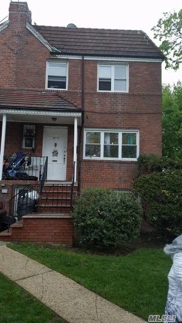147-02 70th Rd, Flushing, NY 11367 photo 1