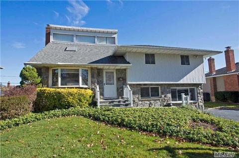 Undisclosed, Plainview, NY 11803 photo 1