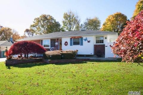20 Eva Path, Commack, NY 11725 photo 1