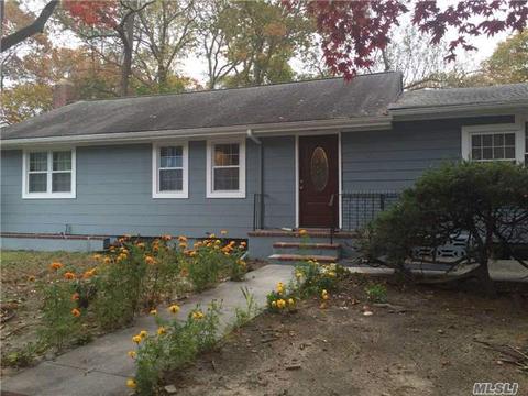 196 Patchogue Ave, Mastic, NY 11950 photo 1
