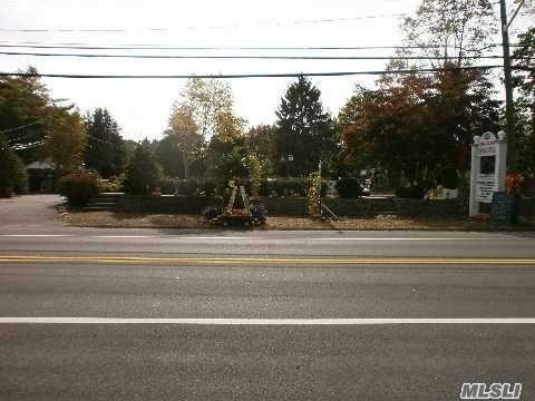 470 S Country Rd, E. Patchogue, NY 11772 photo 1