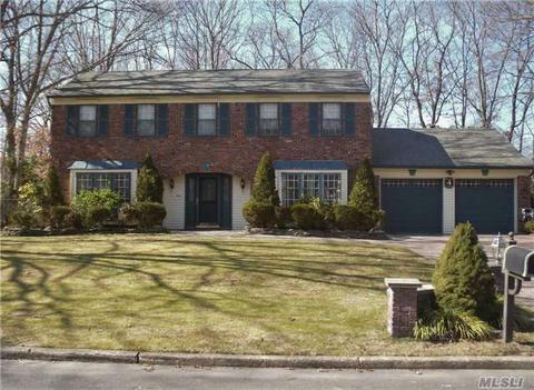 4 Bristol Downs St, Coram, NY 11727 photo 1