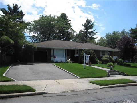 14 Bounty Ln, Jericho, NY 11753 photo 1