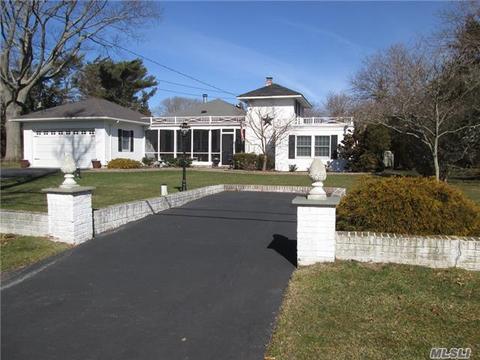11 Colonial Dr, Patchogue, NY 11772 photo 1