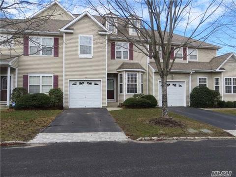 30 Avery Ct, Nesconset, NY 11767 photo 1