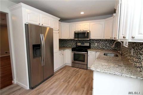 14 Astor Ct, Commack, NY 11725 photo 1