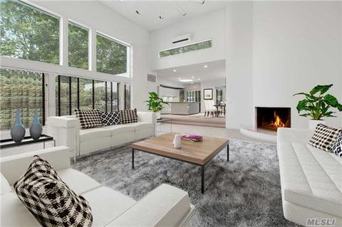 Undisclosed, Wainscott, NY 11975