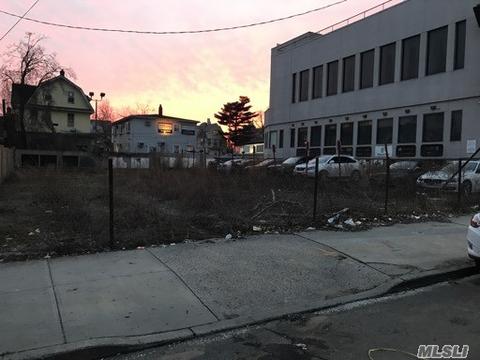 39-20 150th Pl, Flushing, NY 11354 photo 1