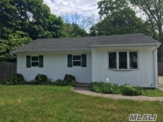 Undisclosed, Patchogue, NY 11772 photo 1