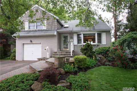36 Marilyn Blvd, Plainview, NY 11803 photo 1