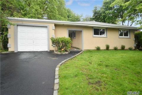 34 Knowles St, Plainview, NY 11803 photo 1