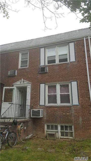 73-37 174th St, Flushing, NY 11366 photo 1