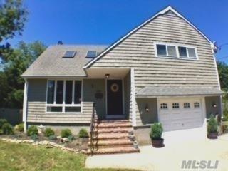 298 Roe Ave, E. Patchogue, NY 11772 photo 1
