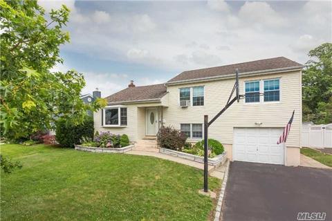 Undisclosed, Bethpage, NY 11714 photo 1